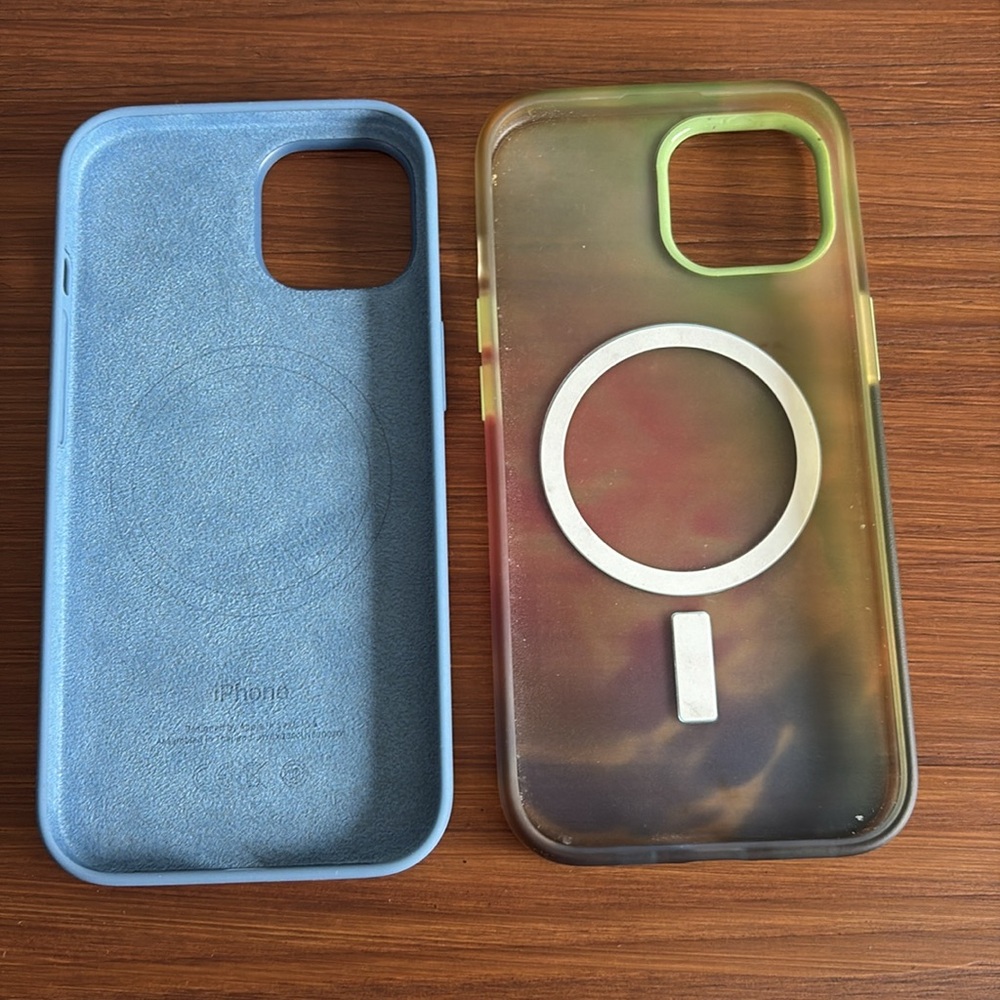 iPhone 15 cases - Picture 2 of 2